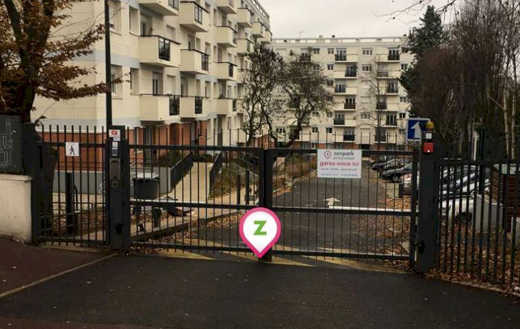 Réservez une place dans le parking Zenpark Golf de Saint Cloud