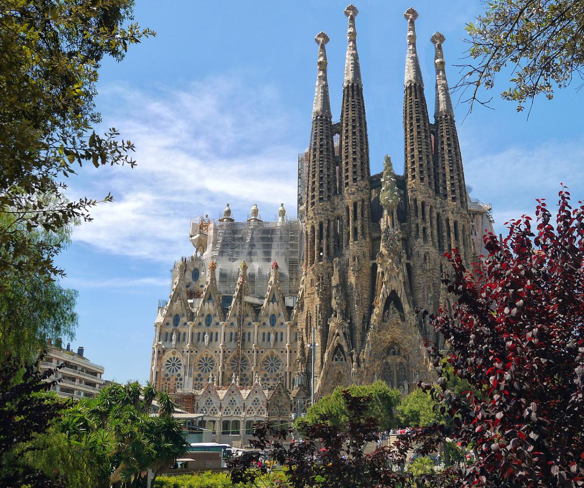 Cómo evitar el atasco en Sagrada Familia tras los cortes de Provença y Sardenya