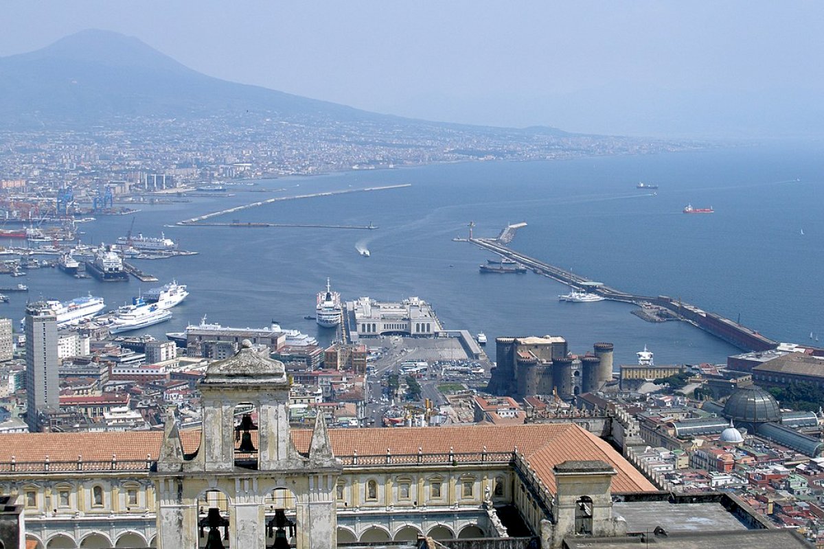 ZTL a Napoli: Tutto quello che c'è da sapere sulla Zona a Traffico Limitato (2023)