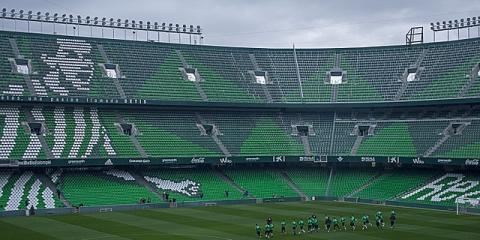 Dónde aparcar gratis en Sevilla para disfrutar del fútbol