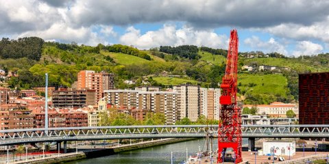 How to park for free in Bilbao?