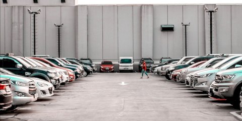 La piattaforma di prenotazione Parkimeter e Parkia uniscono le forze