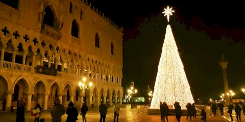 Mercados de Natal em Veneza