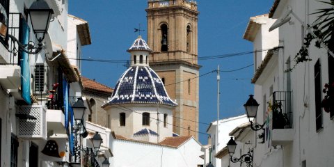 Trouver un parking gratuit à Altea.