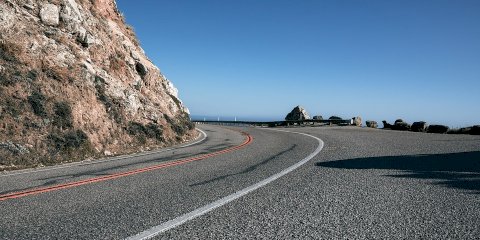 Road trip en famille : la solution pour des vacances pratiques et économiques.