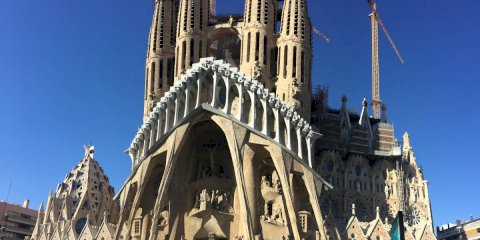 Chaque année la Sagrada Familia reçoit plus de 3 millions de visiteurs.  