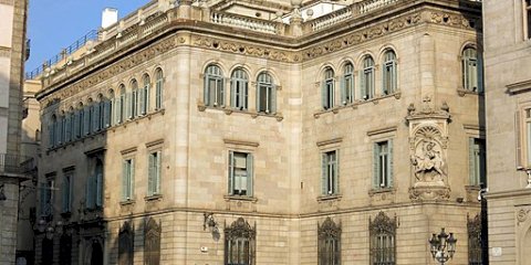 Where can you park during the 48h Open House Barcelona Festival on Oct. 21 and 22, 2023?