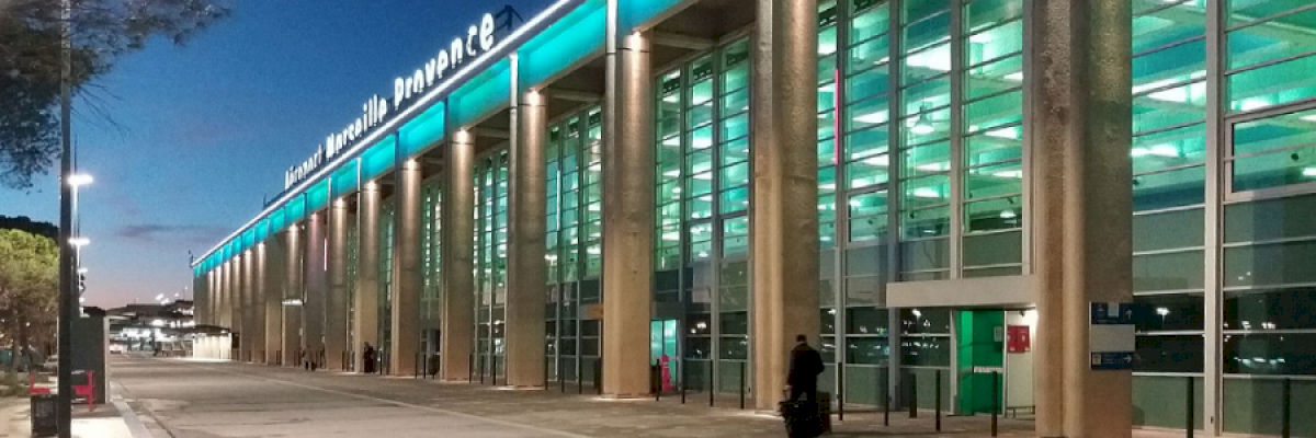 Parkplatz in Flughafen Marseille Provence