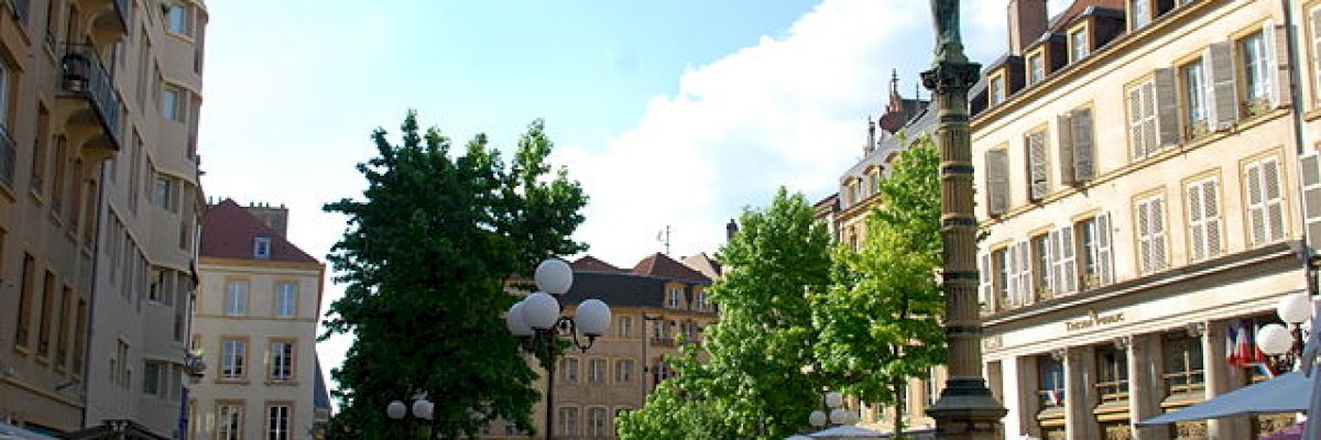 hotel centre ville metz avec parking