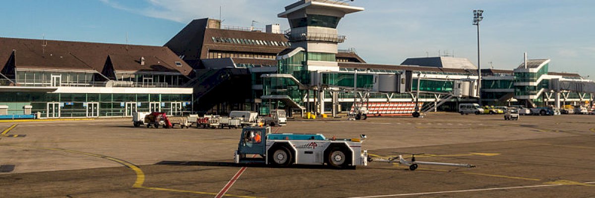 Günstig Parken Flughafen Strassburg Privat parkimeter.com