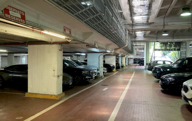 Parking Autosilo San Marco: interior
