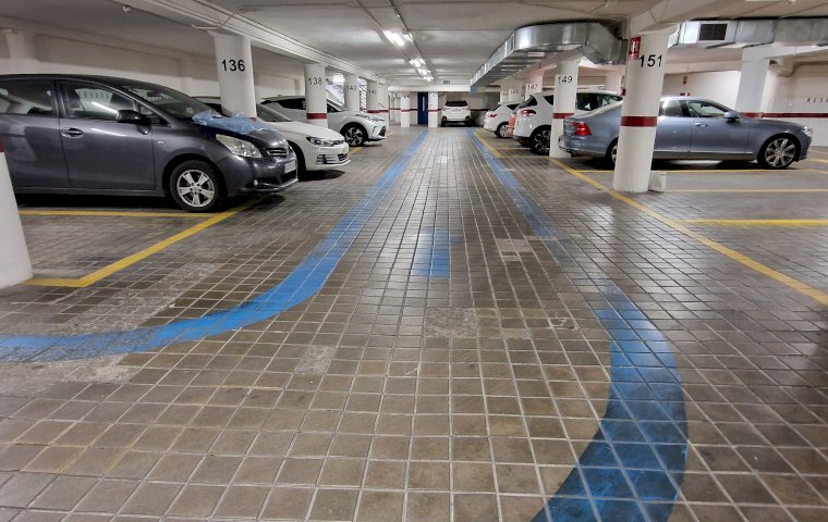 Parking Garage Ronda de Atocha: interior
