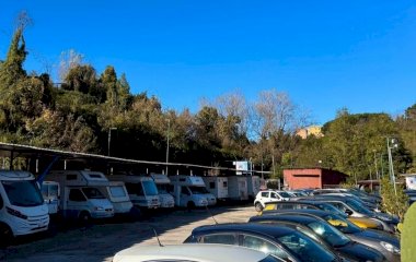 Parkplätze in Il Raduno Parking Aereo}