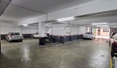 Indoors Book a parking spot in Vila de Gràcia car park: Indoors