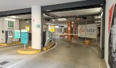indgangsdør Parkering på Saba Ospedale Maggiore: indgangsdør