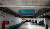 entrance door Book a parking spot in Torre Tarragona 161 car park: entrance door