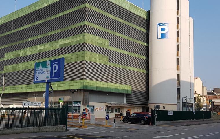 Parcheggio a Saba Stazione Venezia Mestre