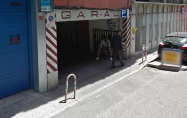 Prenota un posto nel parcheggio La Guindalera