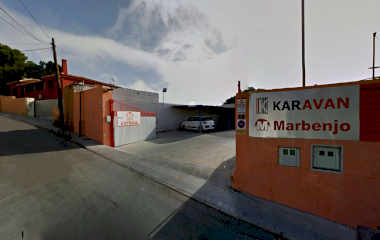 Prenota un posto nel parcheggio Marbenjo cubierto