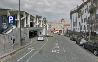 Prenota un posto nel parcheggio SABA Parque da Praça de Lisboa