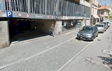 Prenota un posto nel parcheggio SABA Parque das Marisqueiras P1