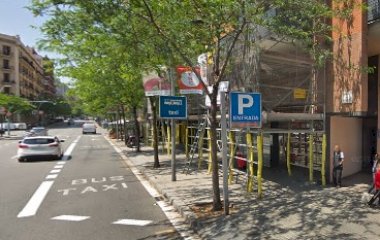 Prenota un posto nel parcheggio Mallorca - Sagrera
