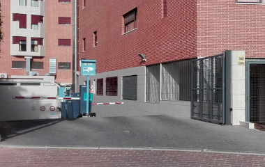Book a parking spot in Los Nogales Hortaleza car park