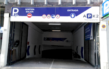 Book a parking spot in APK2 Travessera 53 car park
