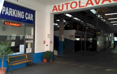 Réservez une place dans le parking ParkingCar De Marchi
