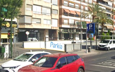 Reservar una plaça al pàrquing PARKIA Paseo de la Victoria Centro histórico de Córdoba