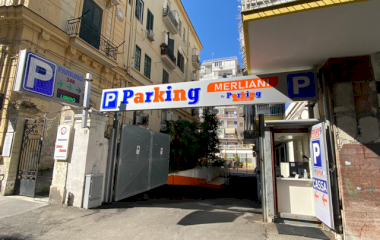 Prenota un posto nel parcheggio Merliani
