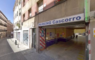 Prenota un posto nel parcheggio Rastro - Cascorro