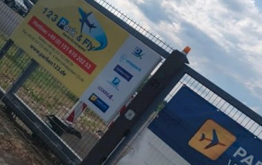 Prenota un posto nel parcheggio 123 Park & Fly - Valet Uncovered Berlin Brandenburg
