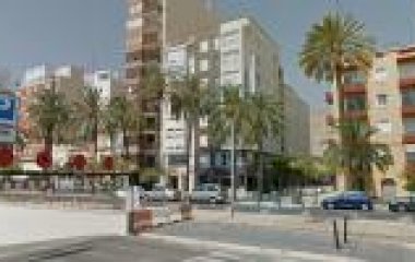 Book a parking spot in Puerto Azahar car park