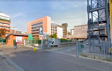 Book a parking spot in Quick Corsica Milano car park