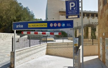 Buch einen Parkplatz im PARKIA Casa Colón Centro Huelva Parkplatz.