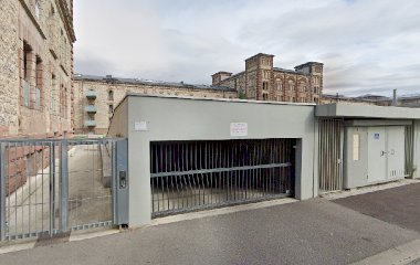 Book a parking spot in Zenpark Caserne Lefebvre - Marcel Maire car park