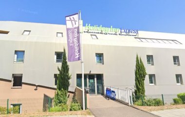 Réservez une place dans le parking Zenpark Velizy 2 - Holiday Inn
