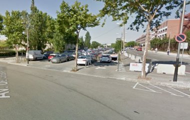 Book A Parking Spot In Bsm Les Corts Tanatori Car Park