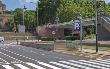 Buch Einen Parkplatz Im Bsm Rius I Taulet Fira Montjuic One Pass Parkplatz