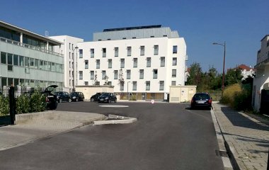 Réservez une place dans le parking Zenpark Gare de Bussy-Saint-Georges - Souvenir Français