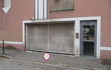 Buch einen Parkplatz im Zenpark Gare de Grenoble - Estoc Parkplatz.