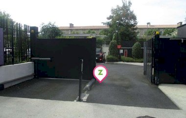 Prenota un posto nel parcheggio Zenpark Corum - Crowne Plaza