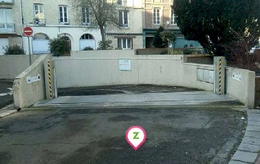 Book a parking spot in Zenpark Gare de Dieppe - Mairie car park