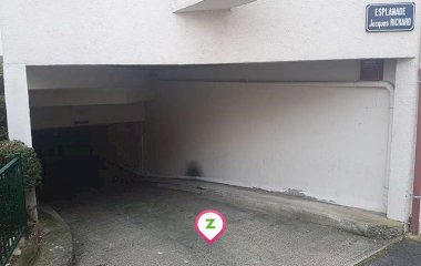 Prenota un posto nel parcheggio Zenpark Gare de Reims - Baussonnet