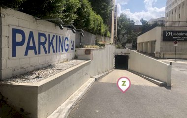 Réservez une place dans le parking Zenpark Porte de Versailles - Mercure