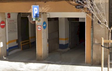 Reservar una plaza en el parking Paral·lel