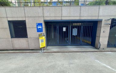 Book a parking spot in ParkBee Karspeldreef car park