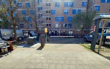 Book a parking spot in ParkBee Struisenburgdwarsstraat car park