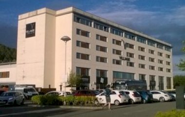 Book a parking spot in ParkBee Village Hotel Swansea car park